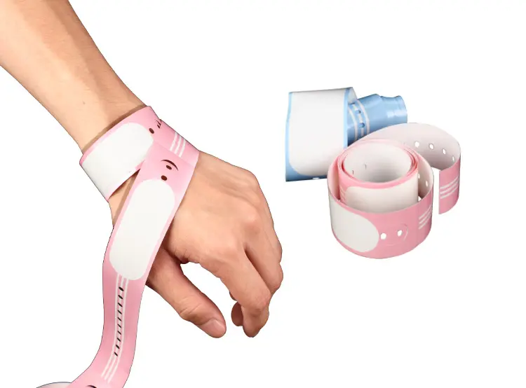 hospital wrist band loop details (4)